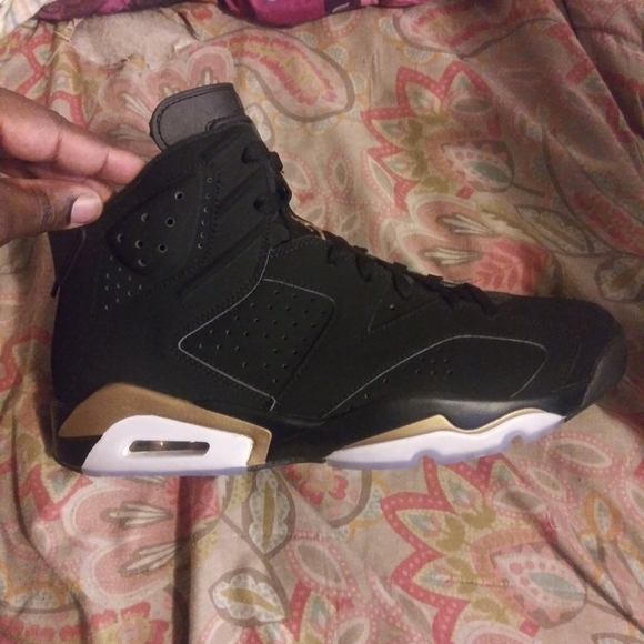 Jordan\'s main image 4